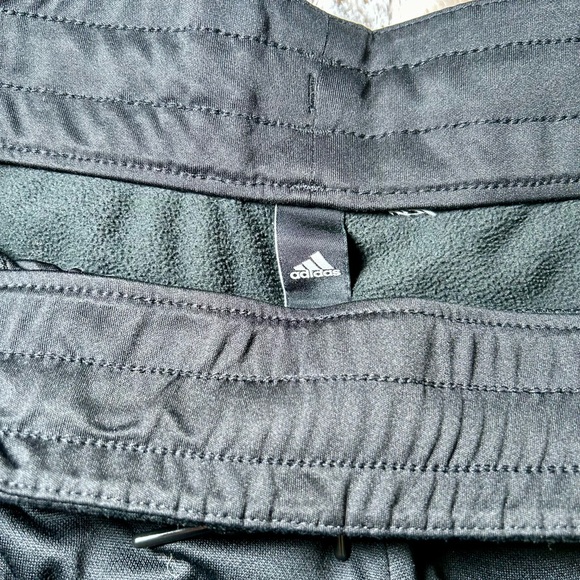 PRE LOVED* Ladies Adidas Joggers Size Large; Black, Condition; Gently Used - Picture 3 of 3